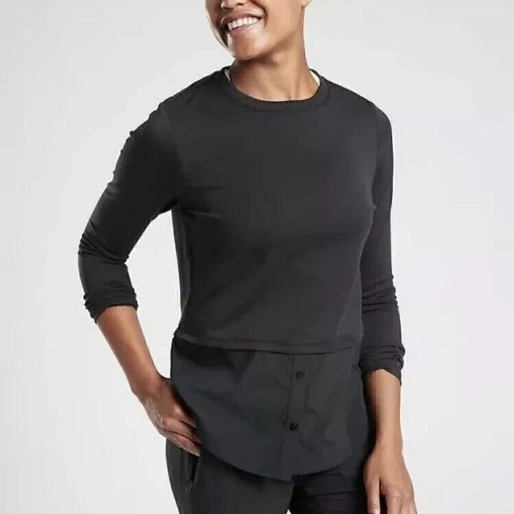 Athleta Gallery top Sweatshirt half button size small Black